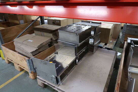 3 stk. paller med div. Varelager/reservedele