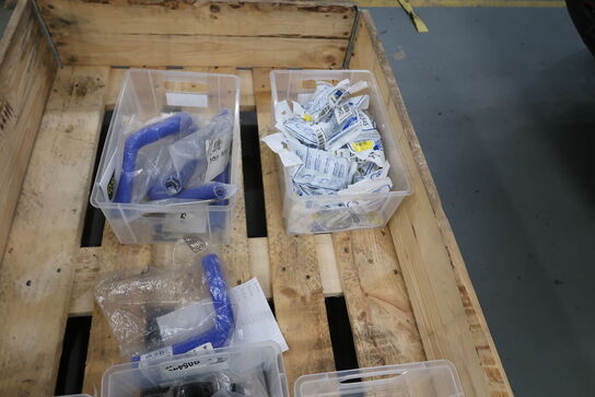 3 stk. paller med varelager/reservedele