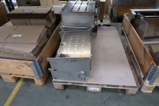 3 stk. paller med div. Varelager/reservedele