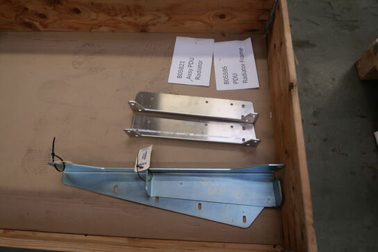 2 stk. paller med varelager/reservedele