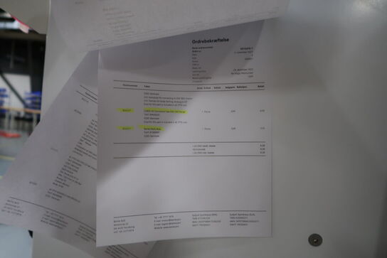 2 stk. paller med varelager, færdige produkter