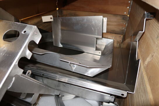 2 stk. paller med varelager/reseverdele