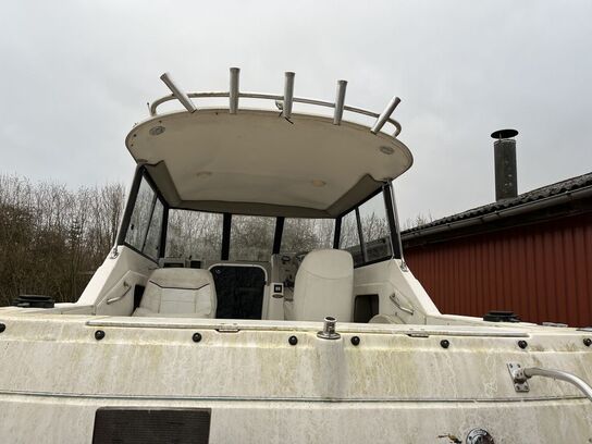 Motorbåd Bayliner 2352 Trophy