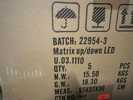 Pll. Lamper Matrix Up/Down LED Ca. 80 Stk.