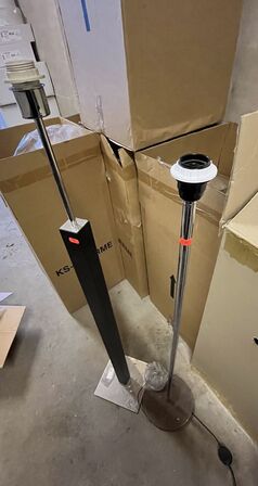 22 Stk. Lampeskærme  KS + 2 Gulvlampe stativer