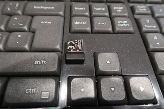 2 stk.  Logitech MK540 Advanced trådløs keyboard