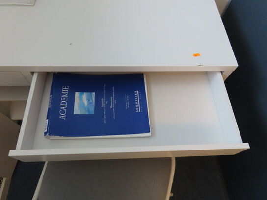 2 stk. Borde & 2 stk. Stole