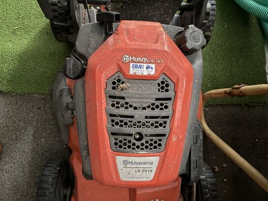 Plæneklipper HUSQVARNA LB251S