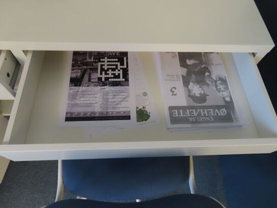 2 stk. Borde & 2 stk. Stole