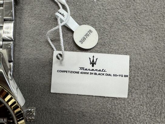 Armbåndsur  MASERATI COMPETIZIONE 43 MM 3H BLACK DIAL SS+YG BR