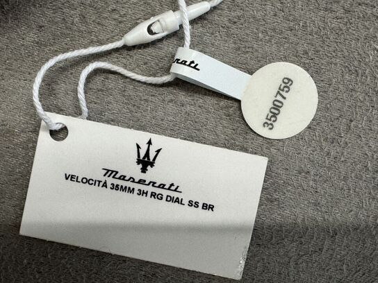 Armbåndsur  MASERATI VELOCITA 35 MM 3H RG DIAL SS BR