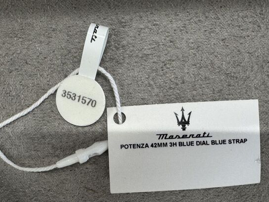 Armbåndsur  MASERATI POTENZA 42 MM 3H BLUE DIAL BLUE STRAP