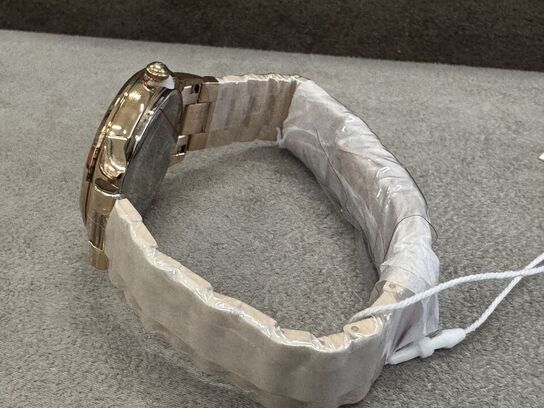 Armbåndsur  MASERATI ROYALE 36 MM 3H W/SILVER DIAL RG BR