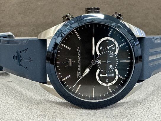 Armbåndsur  MASERATI TRAGURADO 45 MM CHR D GUN DIAL BLK+GUN PU