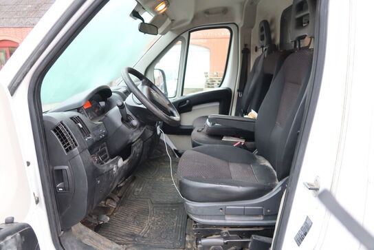 Varebil CITROEN Jumper 2,2 Kassevogn