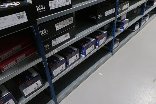 30 fag lagerreoler med indhold