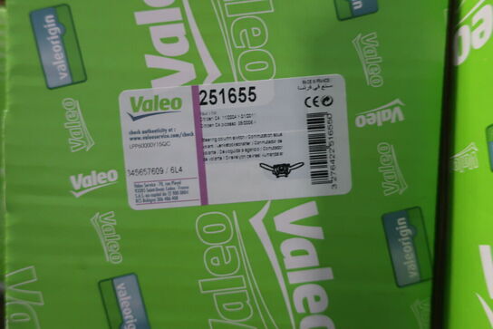 26 fag lagerreoler med indhold