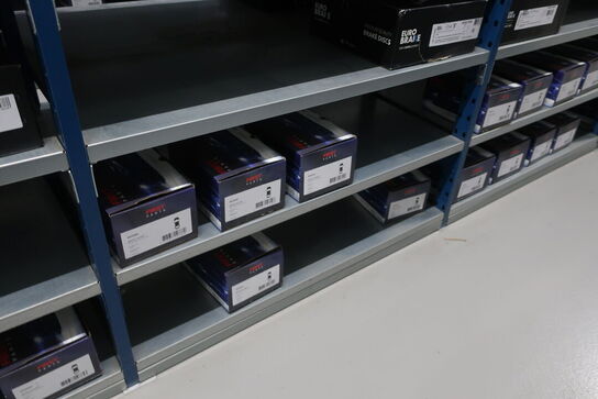 30 fag lagerreoler med indhold