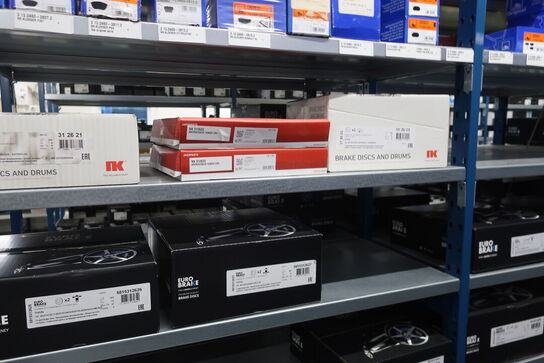 30 fag lagerreoler med indhold