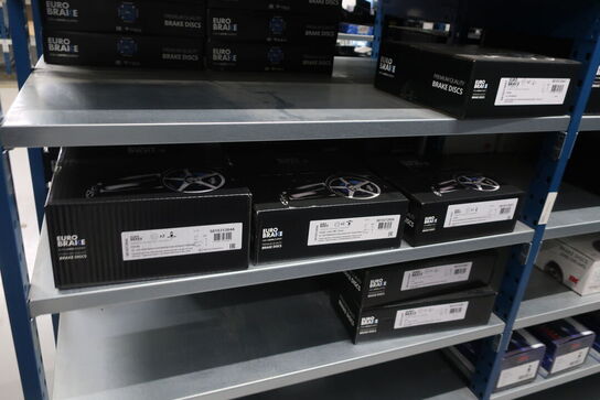 30 fag lagerreoler med indhold