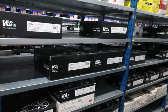 30 fag lagerreoler med indhold