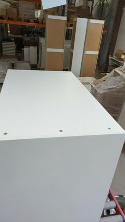 4 stk. usamlet underskabe H: 70,4 x B: 100 x D: 58,1