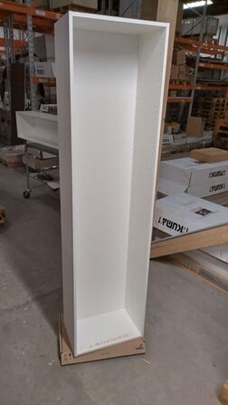 4 stk. usamlet højskabe H: 195,2 x B: 50 x D: 32,0