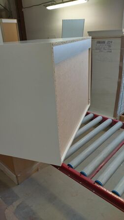 4 stk. usamlet underskabe H: 70,4 x B: 100 x D: 58,1