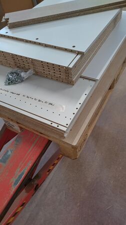 4 stk. usamlet underskabe H: 70,4 x B: 80 x D: 58,1