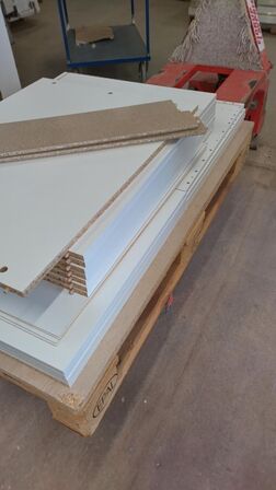 4 stk. usamlet underskabe H: 70,4 x B: 80 x D: 58,1