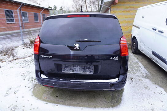 Varebil PEUGEOT 5008 1.6 HDI 112HK ESG (Momsfri)