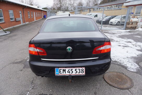 Personbil SKODA Superb 2.0 TDI Aut. (Momsfri)