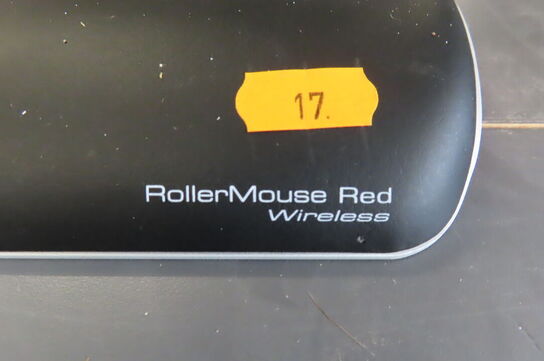 Computerskærm LENOVO samt rollermouse & tastatur