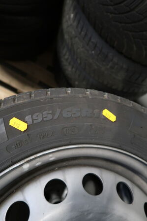 4 stk. fælge med dæk MICHELIN 195/65 R 16
