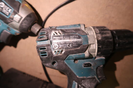 2 stk. akku håndværktøj MAKITA DDF484, DTD154 med 2 stk. batterier og lader