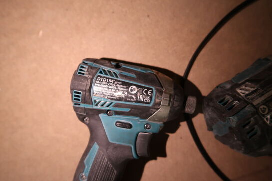 2 stk. akku håndværktøj MAKITA DDF484, DTD154 med 2 stk. batterier og lader