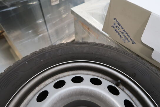 4 stk. fælge med dæk DUNLOP 225/55 R 17 C