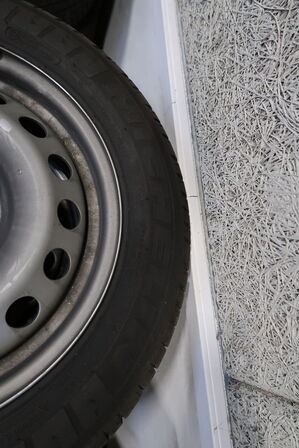 4 stk. fælge med dæk MICHELIN 195/65 R 16