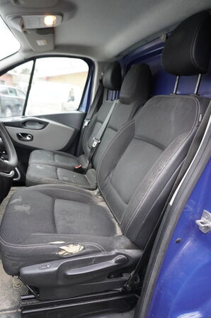 Varebil NISSAN NV300 1.6 DCI 125