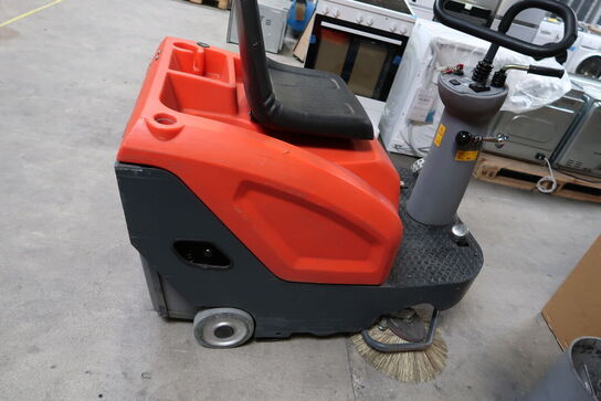 Ride-on fejemaskine HAKO SWEEPMASTER B800 R