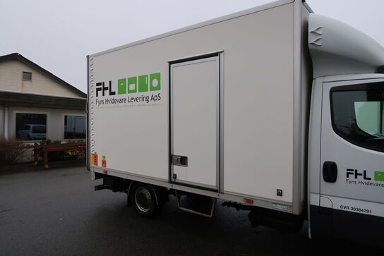 Varebil IVECO 35s18 3,0d Wb4100 Aut.