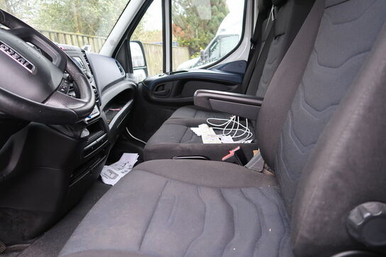 Varebil IVECO 35s18 3,0d Wb4100 Aut.