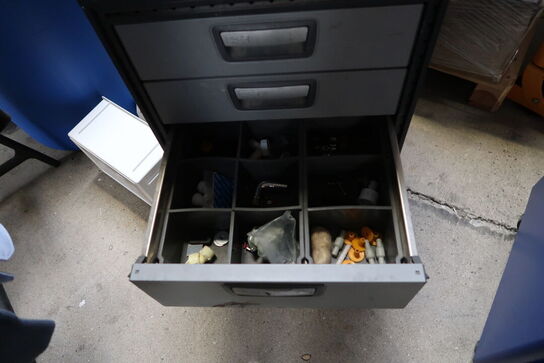 Værktøjsvogn med div. Værktøj