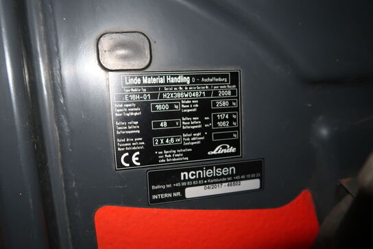 El-Gaffeltruck LINDE E 16H-01 med specialgrab