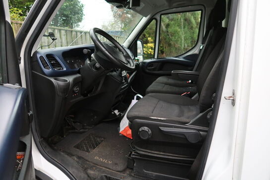 Varebil IVECO 35s18 3,0d Wb4100 Aut.