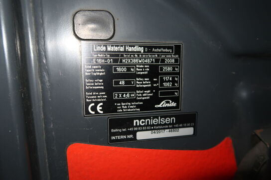 El-Gaffeltruck LINDE E 16H-01 med specialgrab