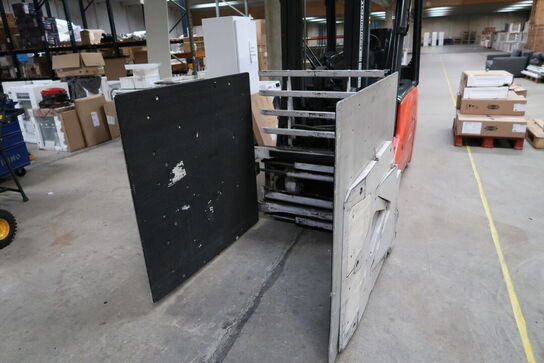 El-Gaffeltruck LINDE E 16H-01 med specialgrab