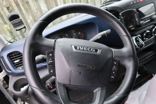 Varebil IVECO 35s18 3,0d Wb4100 Aut.