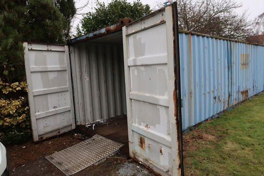 40 fods container med indhold