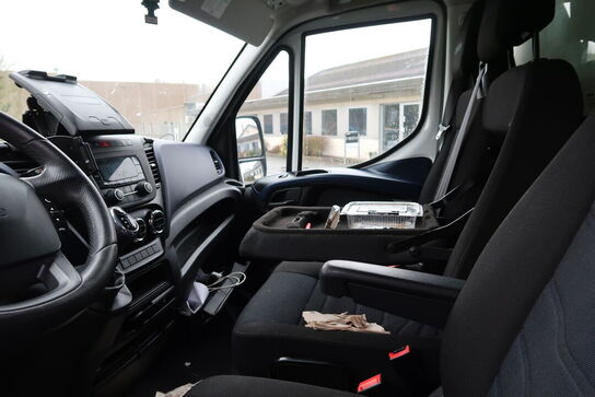 Varebil IVECO 35s18 3,0d Wb4100 Aut.